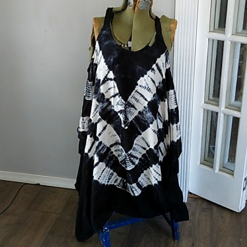 INDIAN BOUTIQUE  TYE DIE COTTON COLD SHOULDER COVER UP WOMAN FREE SIZE